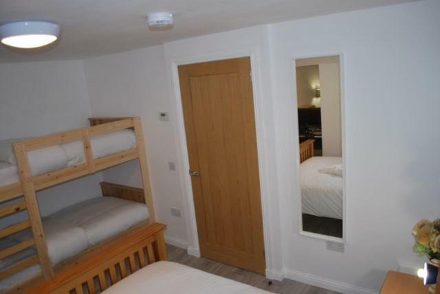 Gallowgate Square Apartments Largs Esterno foto